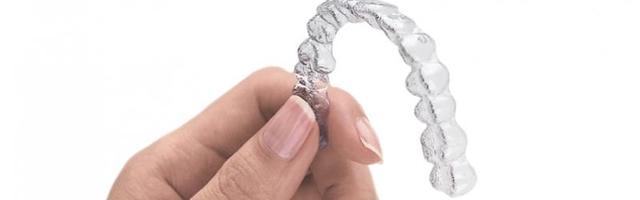 InvisalignⓇ fogszabályzó