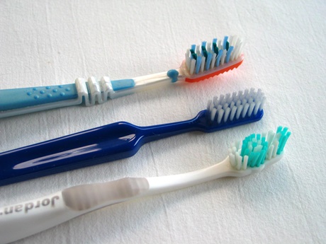 3toothbrush